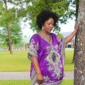 Meet your Posher, Saundra